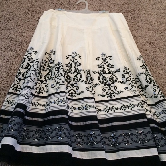 Cute Skirt!