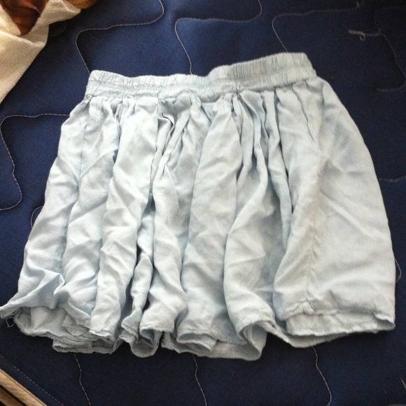 Brandy Melville Luna skirt