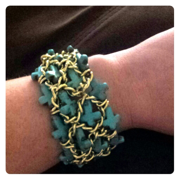 Turquoise and gold bracelet - Picture 1 of 1