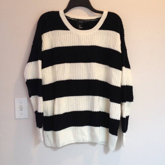 ✖️TRADED✖️Oversized sweater