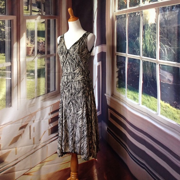 Gorgeous MAX STUDIO DRESS -size s small WILL TRADE