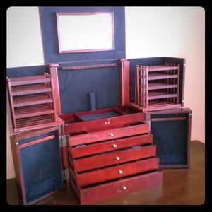 Lori Greiner deluxe jewelry box