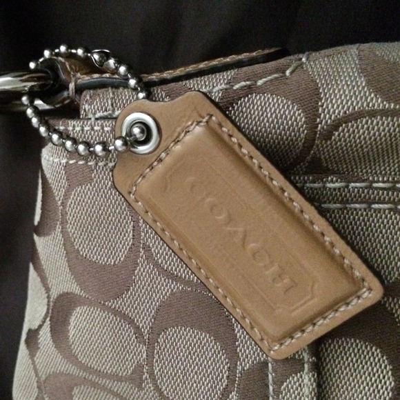 Coach - Picture 2 of 3