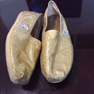 TOMS Women's Glitters W7