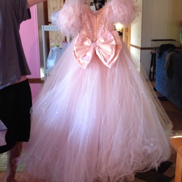 Ball gown - Picture 2 of 2