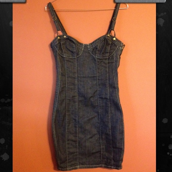 guess jean dress - Picture 1 of 1