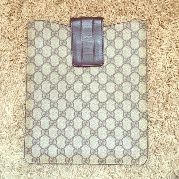 ◼️ Authentic Gucci iPad Case