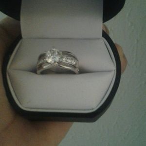 18k white gold plated