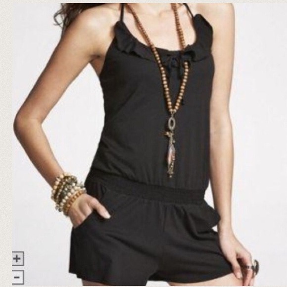 Express Tops - Back 2 Basics HP❤️Express romper ❤️