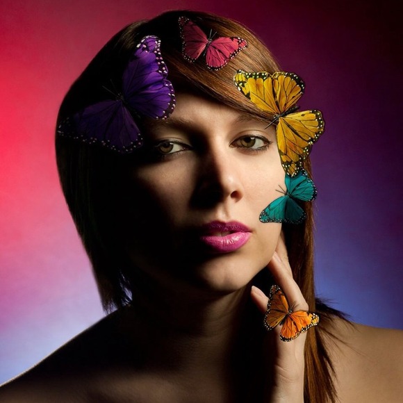 Meet your seller! 😊 - Picture 2 of 6