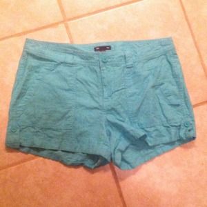 Gap shorts