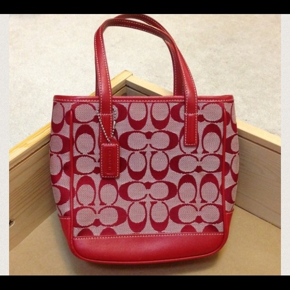Authentic coach purse