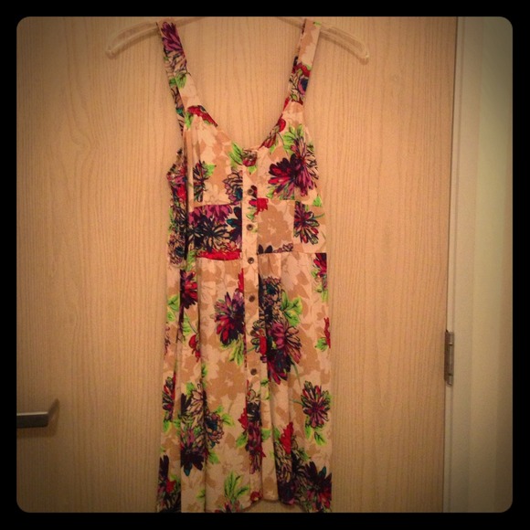 Mimi Chica beige floral sun dress