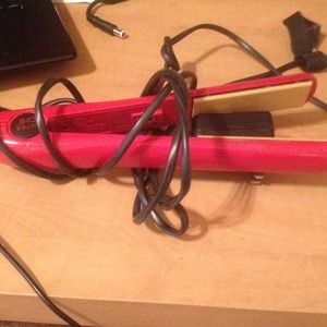 Used CHI 1" hair straightener