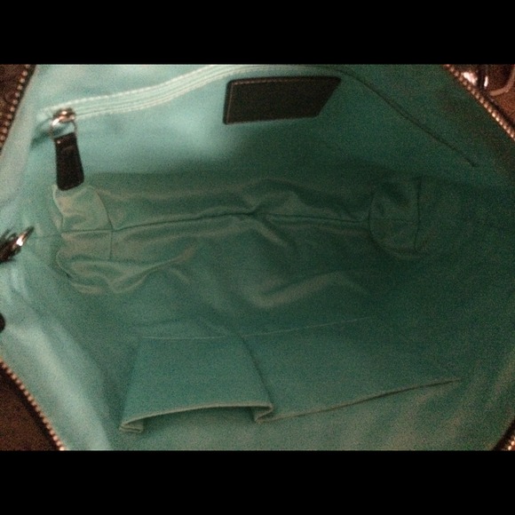 🚫Sold🚫 Coach Poppy Tote - Picture 2 of 3