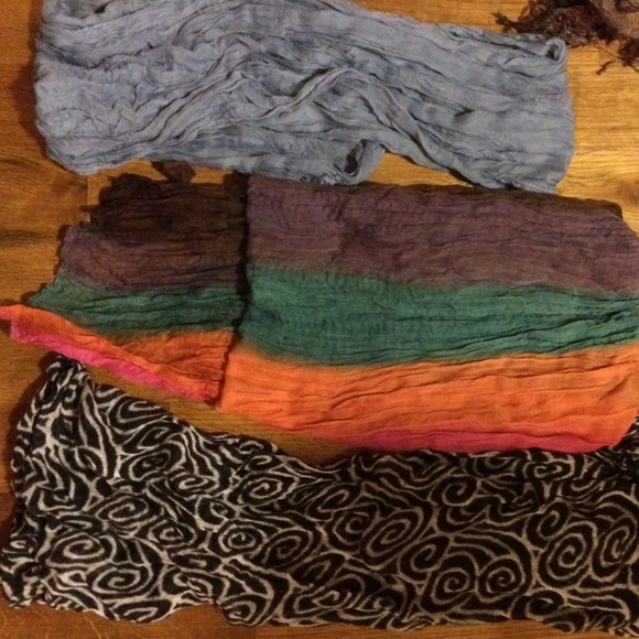 Spring & summer scarves - Picture 4 of 4