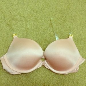 Victoria's Secret nude bra size 34B