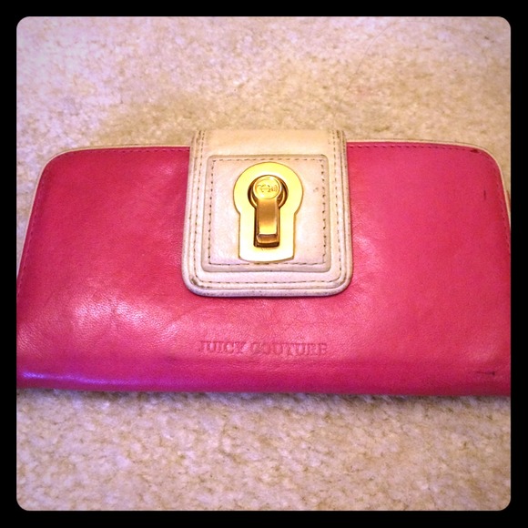 Juicy couture wallet
