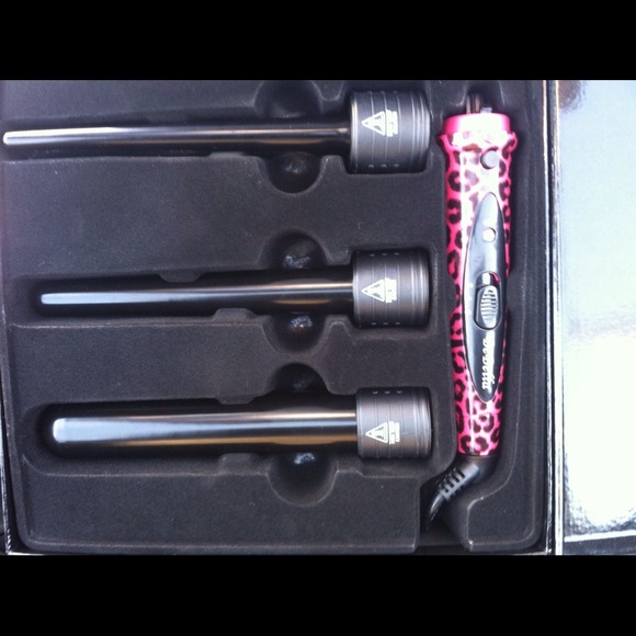 bebella Accessories - Bebella 3 pc. Curling wand! New sale!