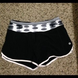 Lululemon Turbo Run size 2