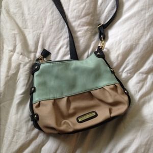 Steve Madden shoulder bag.