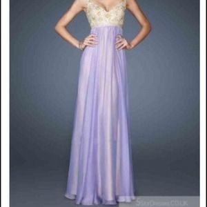 Unused, new prom dress. Good condition!