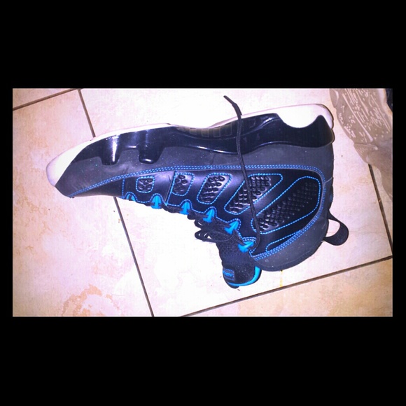 Men's Jordans, Size 9.5 fits woman size 10