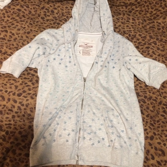 HOLLISTER short sleeve zip up w stars!!