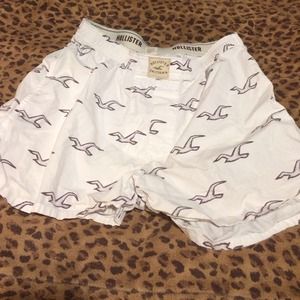 HOLLISTER boxers size large