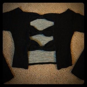 Brandy Melville long sleeve crop top!