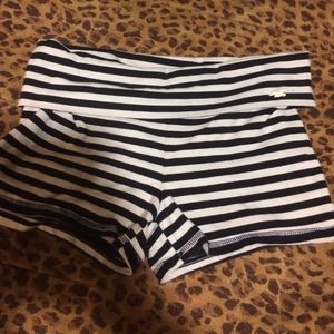 HOLLISTER fold over shorts size medium