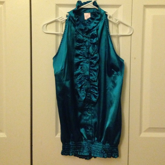 Awesome blue tank with ruffles