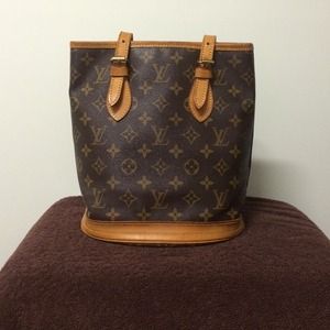 Louis Vuitton Bucket Handbag
