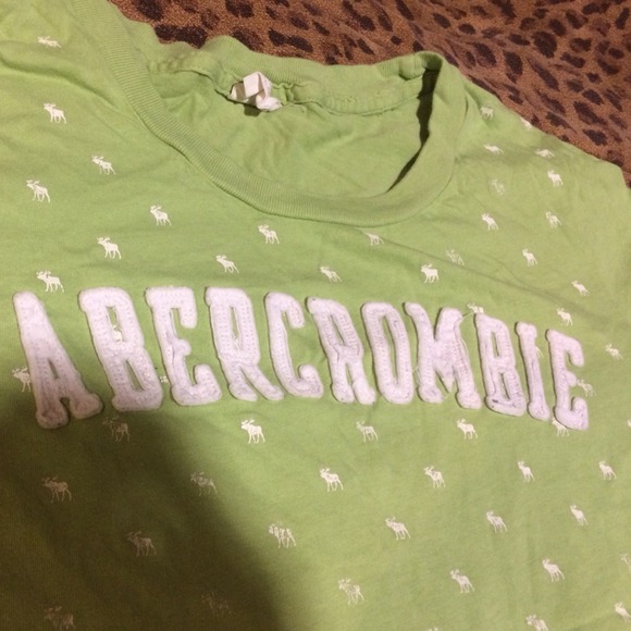 Abercrombie large graphic tee - Picture 2 of 3