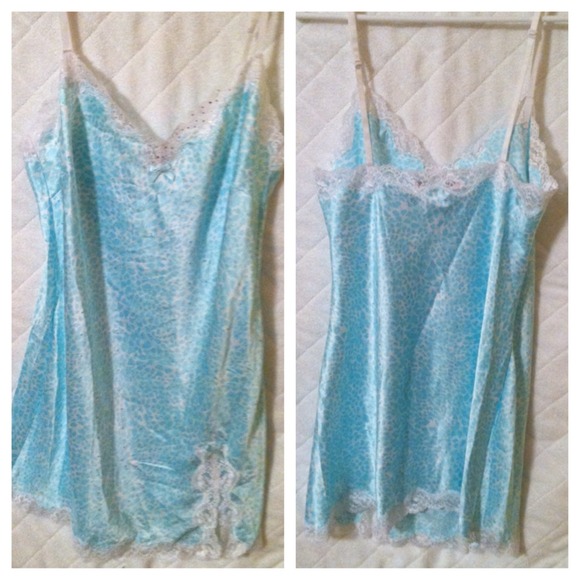 Victoria's Secret leopard print slip