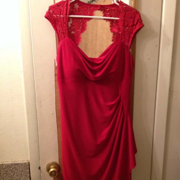 Short red evening dress - Picture 1 of 4