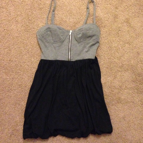 🌼Black and gray mini dress🌼
