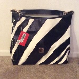 Dooney & Bourke Tote