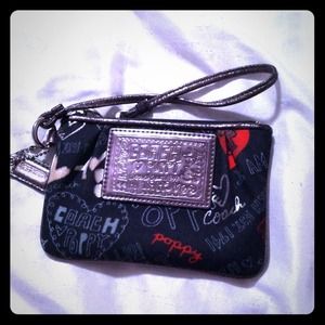 Coach poppy wristlet