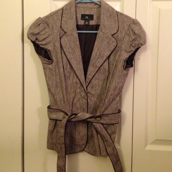 Brown cap sleeve suit top