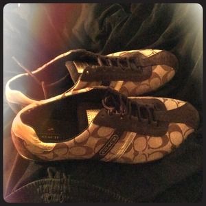 Coach shoes very authentic