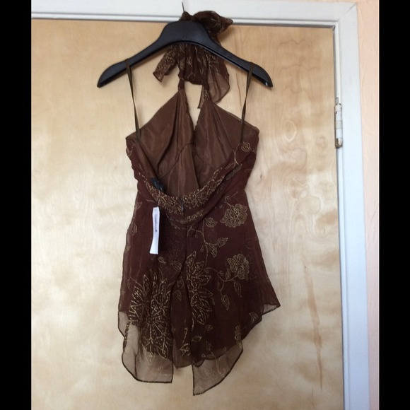 Layered handkerchief top - Picture 2 of 3