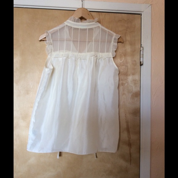 Silky ivory top - Picture 3 of 3