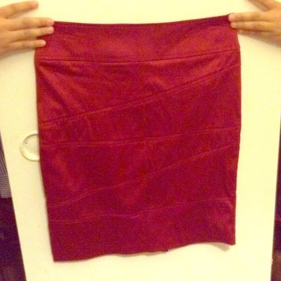 Forever 21 red satin knee length skirt