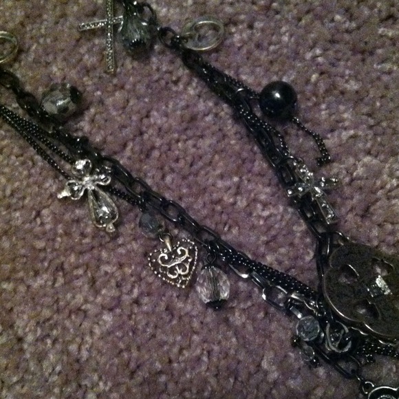 Necklace - Picture 2 of 2