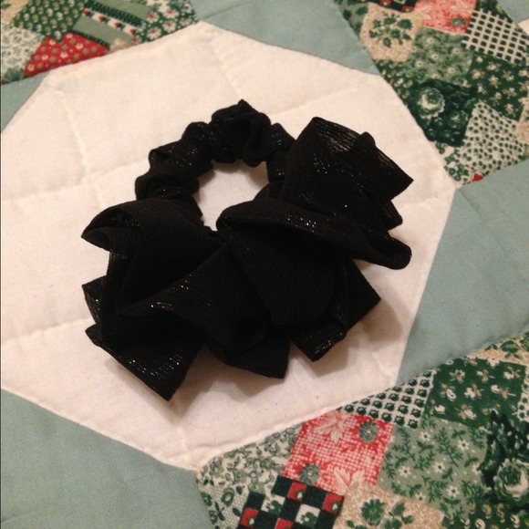 Black lace hair band