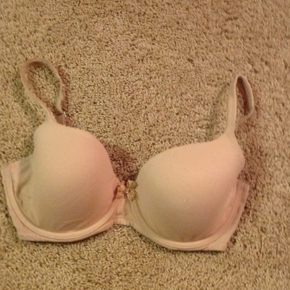 **REDUCED**Victoria's Secret nude bra