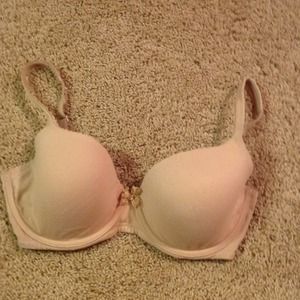 **REDUCED**Victoria's Secret nude bra