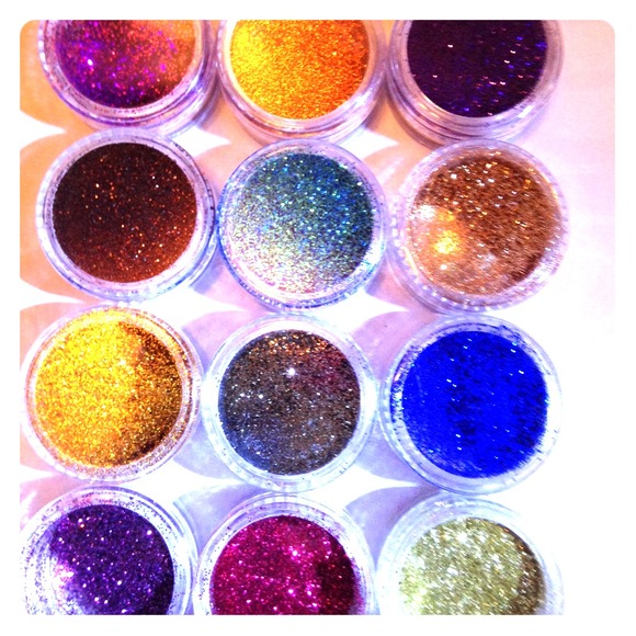 Nail art glitter