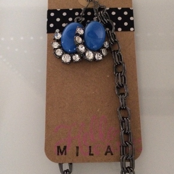 Stylish bubble and crystal statement necklace set - Picture 4 of 4